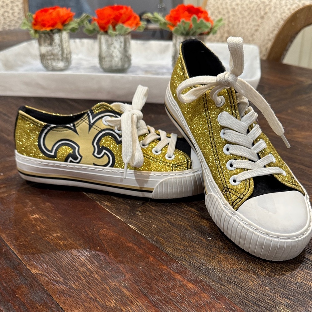LIKE NEW! Gold Glitter with Black Women's Sneakers